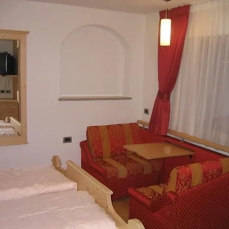 & Garni Pre Da Nai Aparthotel La Villa (Trentino Alto Adige)